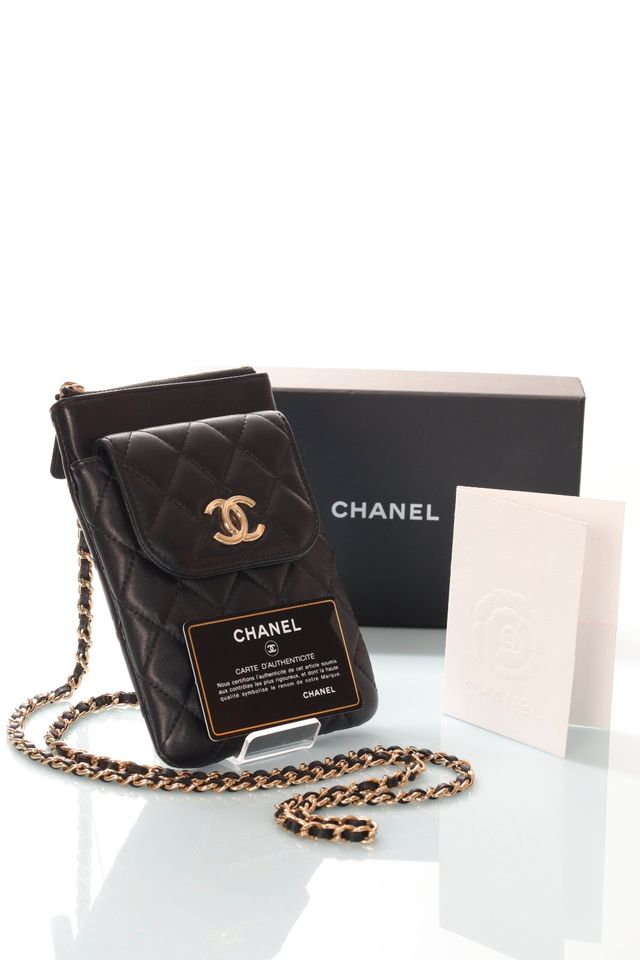 CHANEL CC 2 in 1 Clutch Handytasche Geldbörse RATENKAUF MÖGLICH in Grünwald