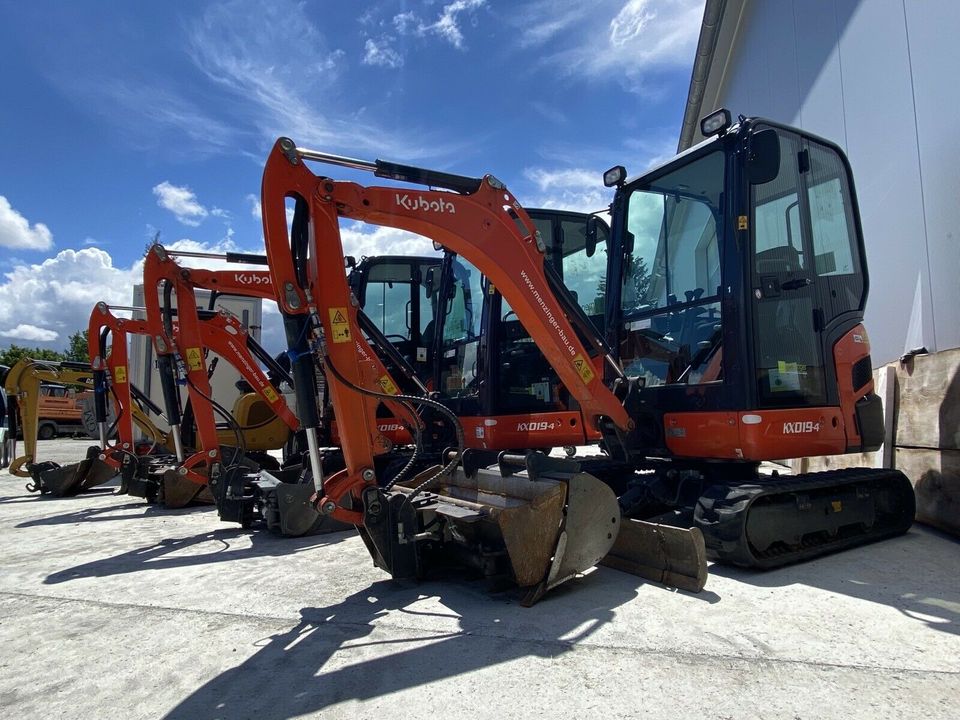 Minibagger mieten München Baggerverleih Vermietung Kubota KX019-4 in München