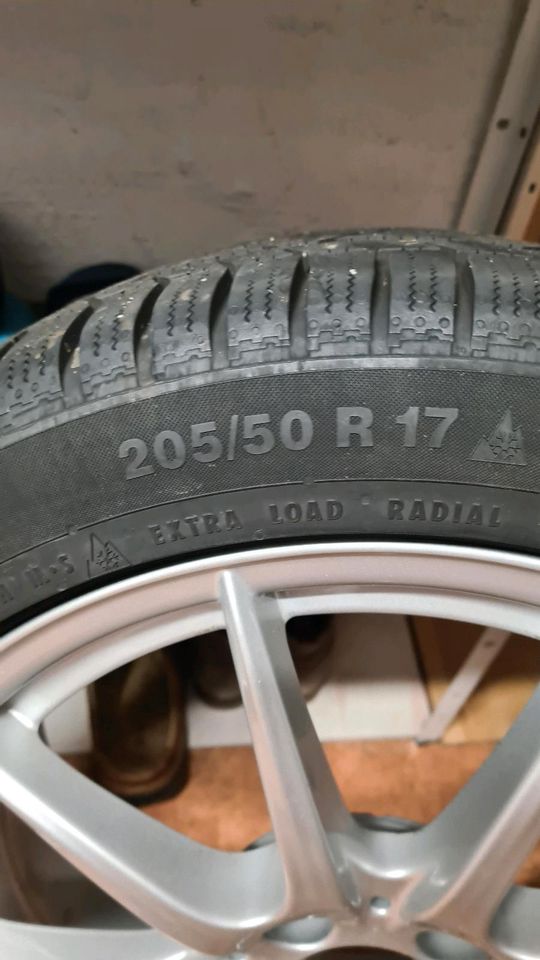 Original Mercedes B-Klasse W246 Winter Kompletträder 205/50R17 in Reinfeld