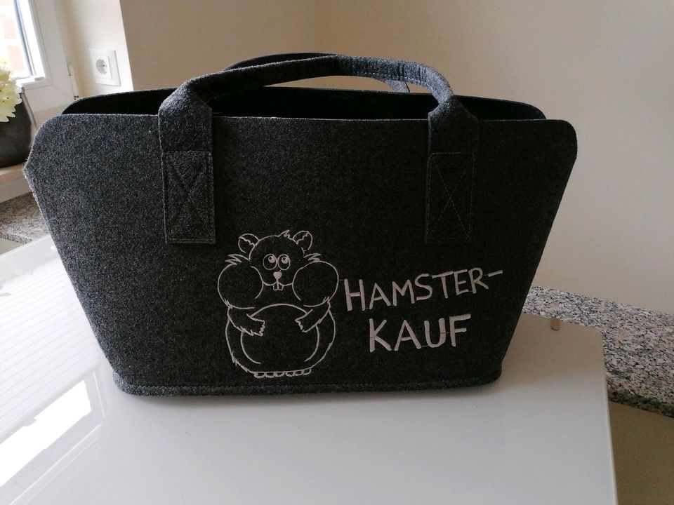 Filztasche bestickt mit Hamsterkauf, grau, neu in Gronau (Westfalen)