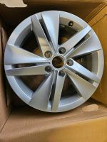 Golf 8 Alufelge original VW 5H0601025 Nordrhein-Westfalen - Lindlar Vorschau