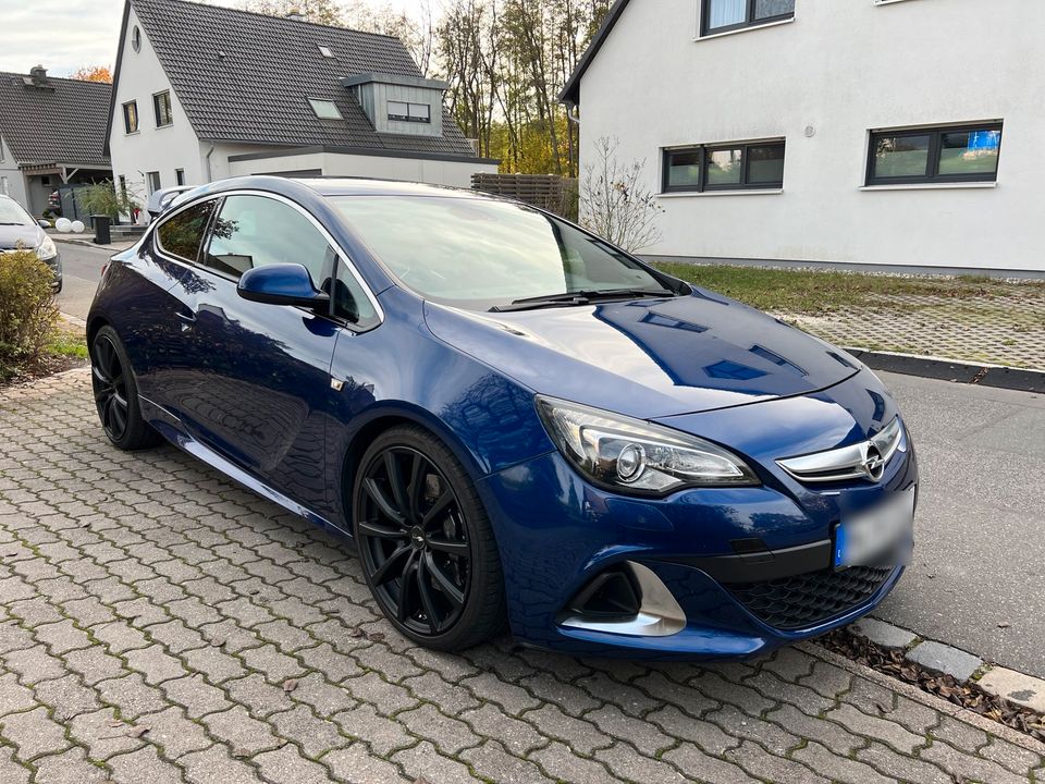 Astra J OPC  20.500km in Nürnberg (Mittelfr)