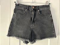 H&M Jeans Shorts Gr. 36 Baden-Württemberg - Sinzheim Vorschau