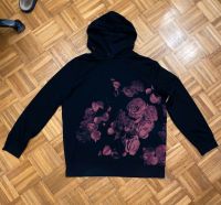 Schwarzer Pulli mit Rosen drauf Bayern - Rosenheim Vorschau