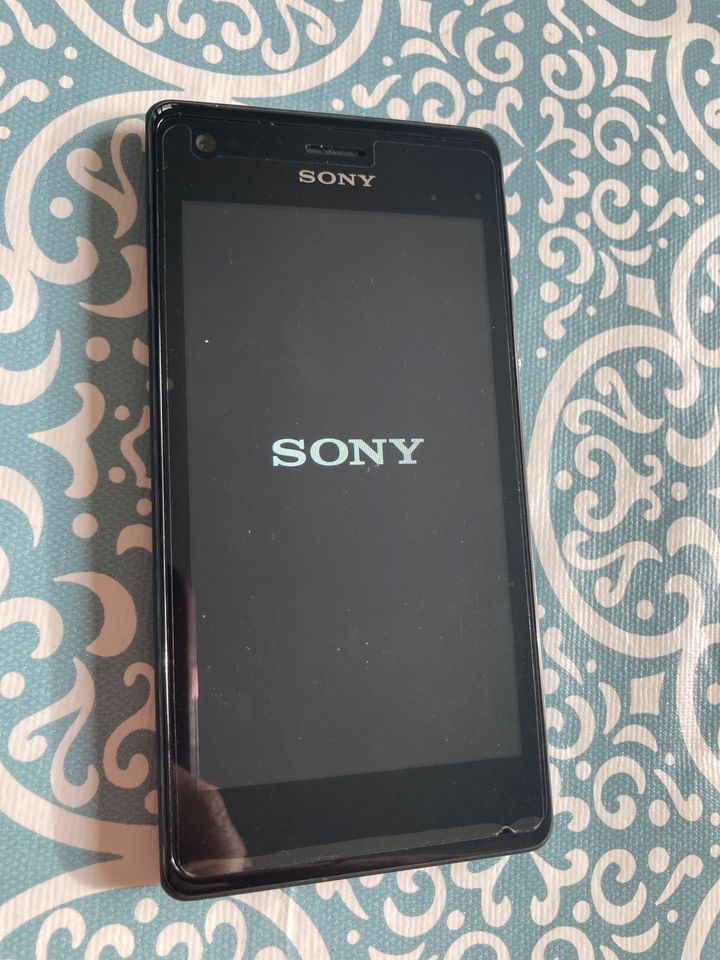 Sony Xperia M mit OVP ohne Zubehör in Hamburg