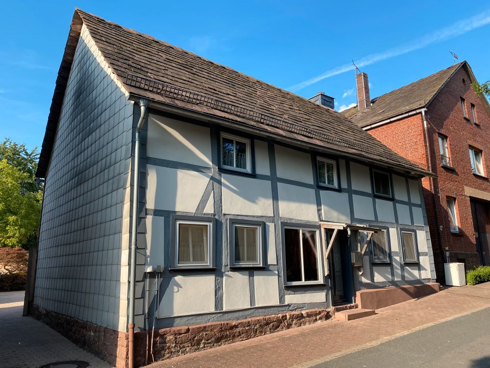 1-Familien-Fachwerkhaus mit Terrasse und Nebengebäuden in ruhiger Ortslage von Bevern in Bevern