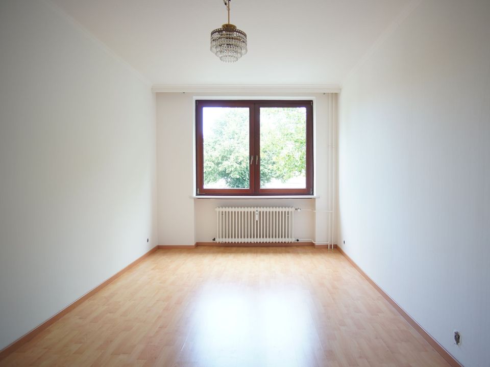 Moderne 4-Zi.-Wohnung mit großem Balkon in Toplage Rahlstedt-Oldenfelde direkt vom Eigentümer! in Hamburg