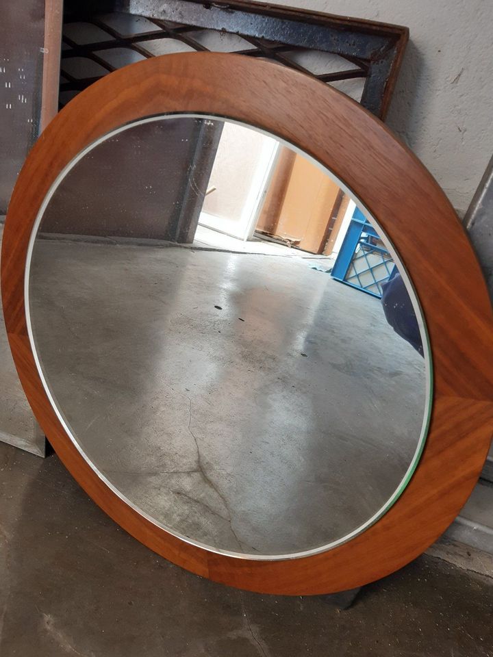 Spiegel rund Holz 47 cm Durchmesser in Berlin