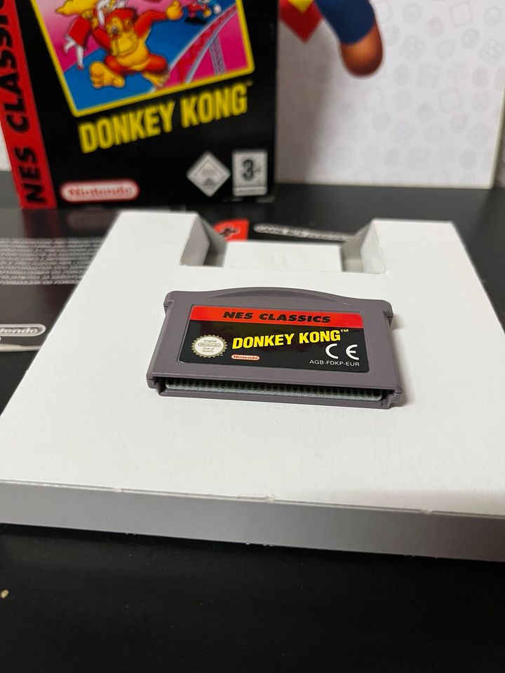 Nes Classics Donkey Kong Gameboy Advance mit OVP und Anleitung in Duisburg