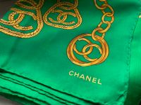 Original CHANEL Seide gross Schal Foulard grün vintage 98 x 98 cm Bayern - Landshut Vorschau