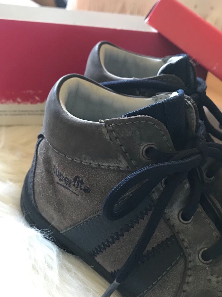 SuperFit Kinderschuhe / Halbschuhe / Boots / Echtleder / Größe 26 in Berlin