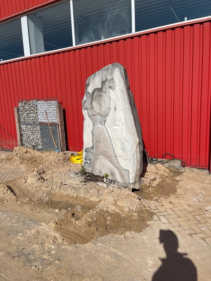 Naturstein Findling Brocken Garten ca. 2,5 x 1,4 x 0,8m in Ibbenbüren