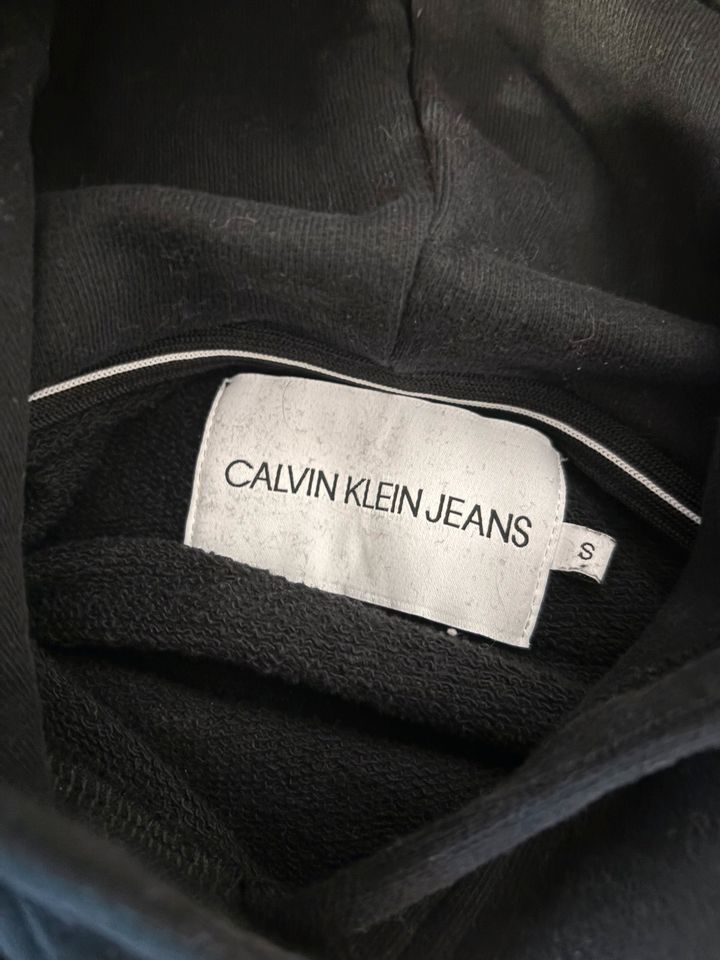 Calvin Klein Hoody kurz schwarz Gr S in Bad Wörishofen