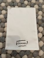 Chanel Staubbeutel Beutelchen weiß mit Logo Köln - Ostheim Vorschau
