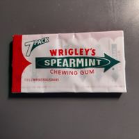 Wrigleys Spearmint Kaugummis ein Päckchen mit 7 x 5 Streifen Niedersachsen - Isernhagen Vorschau