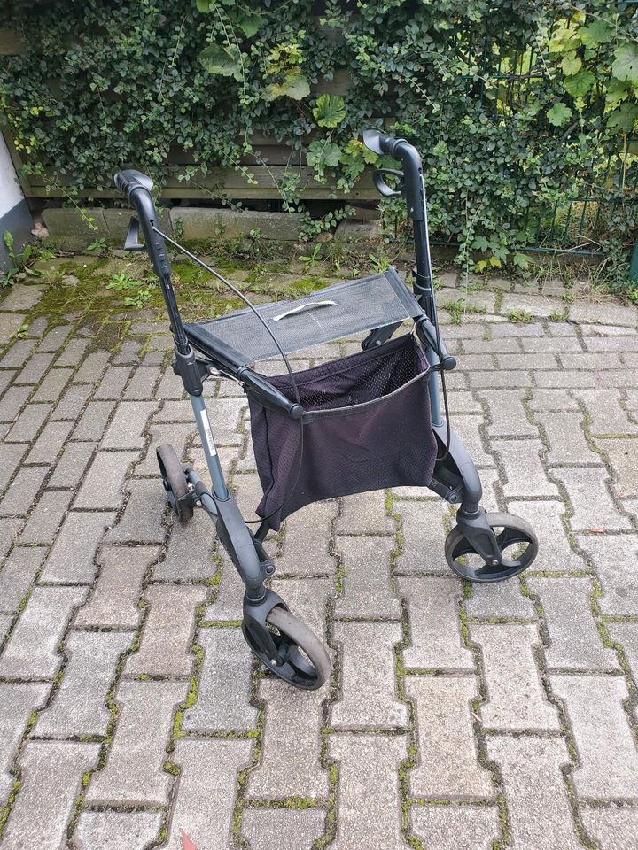 Topro Troja Leichtgewicht Rollator in Duisburg