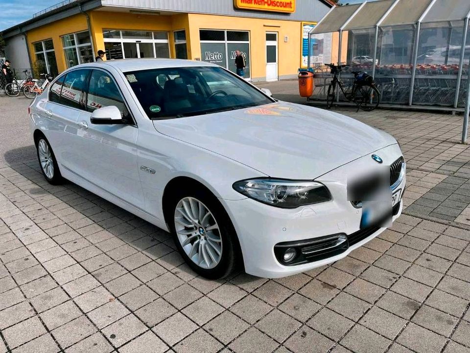 BMW 530d  X Drive Luxury  (Allrad) in Ergolding