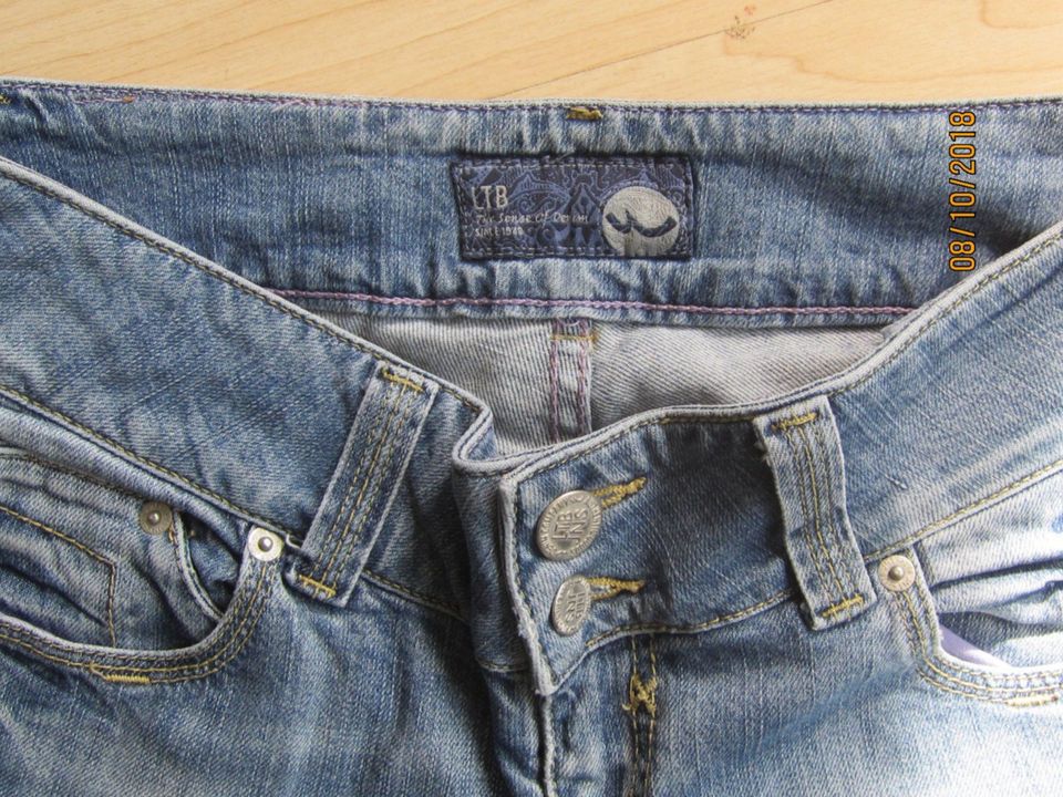 Hellblau mellierte Damenjeans von LTB W29 / L30 in Mönchengladbach