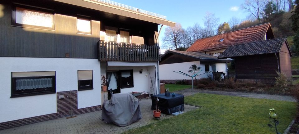 Charmantes großes Zweifamilienhaus mit Garage, Garten in guter Lage von Linden. in Linden (Pfalz)