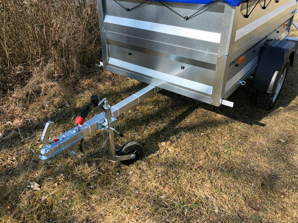 Stedele Stahl Anhänger 750 kg mit Bordwandaufsatz und Flachplane in Woerth an der Donau