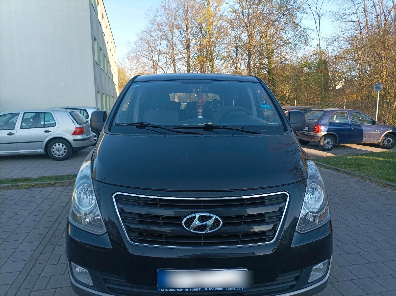 Abbildung des Autos Hyundai h1 starex 8sitze…