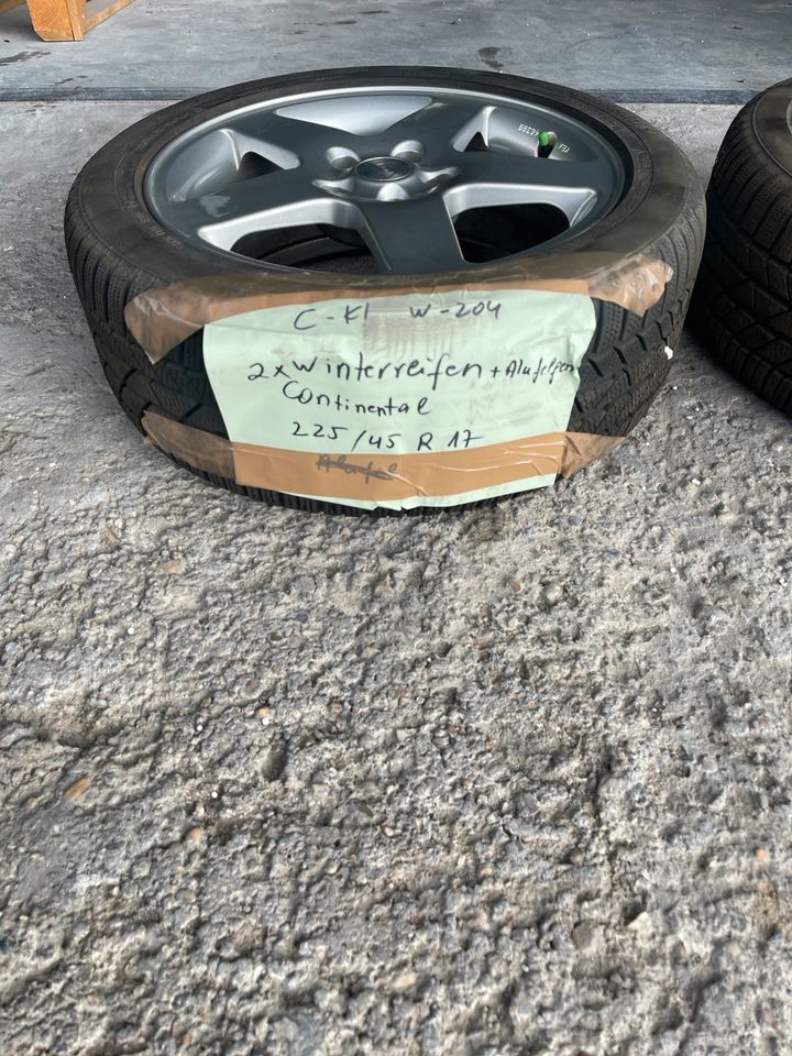 2xWinterreifen 225/45 R17  Continental auf Alufelgen siehe Bilder in Elsdorf