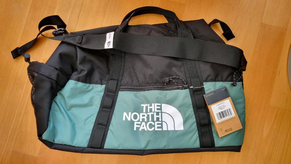 Neu "The North Face" Bozer Duffel Tasche in Hamburg
