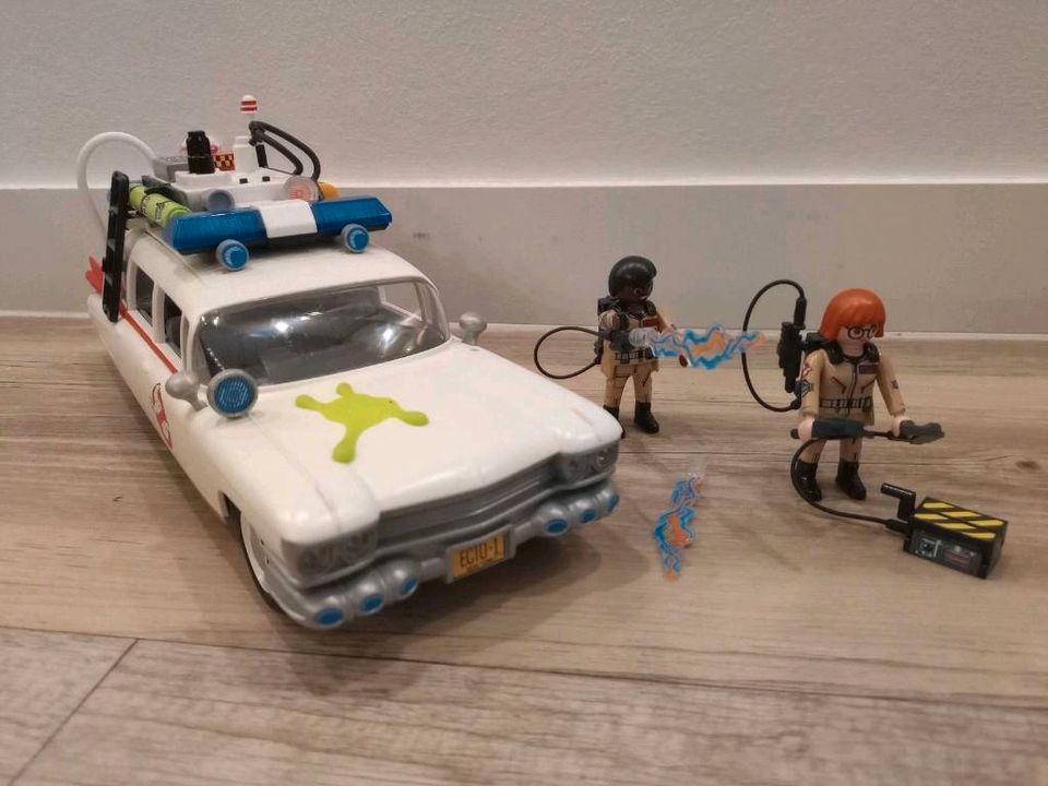 Playmobil Ghostbusters Auto mit 2 Figuren**wie neu* mit Karton in Jülich