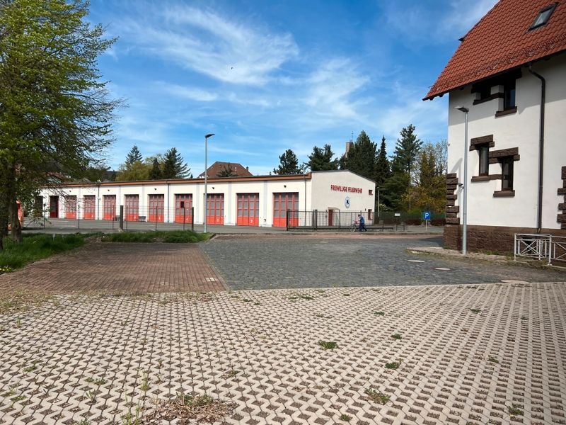 Moderne Zwei Zimmer Wohnung im Denkmalgeschützten Bahnhof zum Mieten. in Schmalkalden