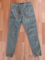 Cargohose Jogger Pants khaki olivgrün Gr. S slim Clockhouse Hessen - Dreieich Vorschau