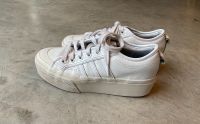 TOP Adidas Nizza Platform Turnschuhe 37,5 weiß Baden-Württemberg - Altlußheim Vorschau