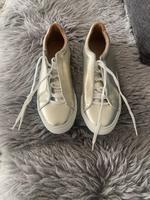 Sneaker in Gold 42 Zara Hessen - Kassel Vorschau