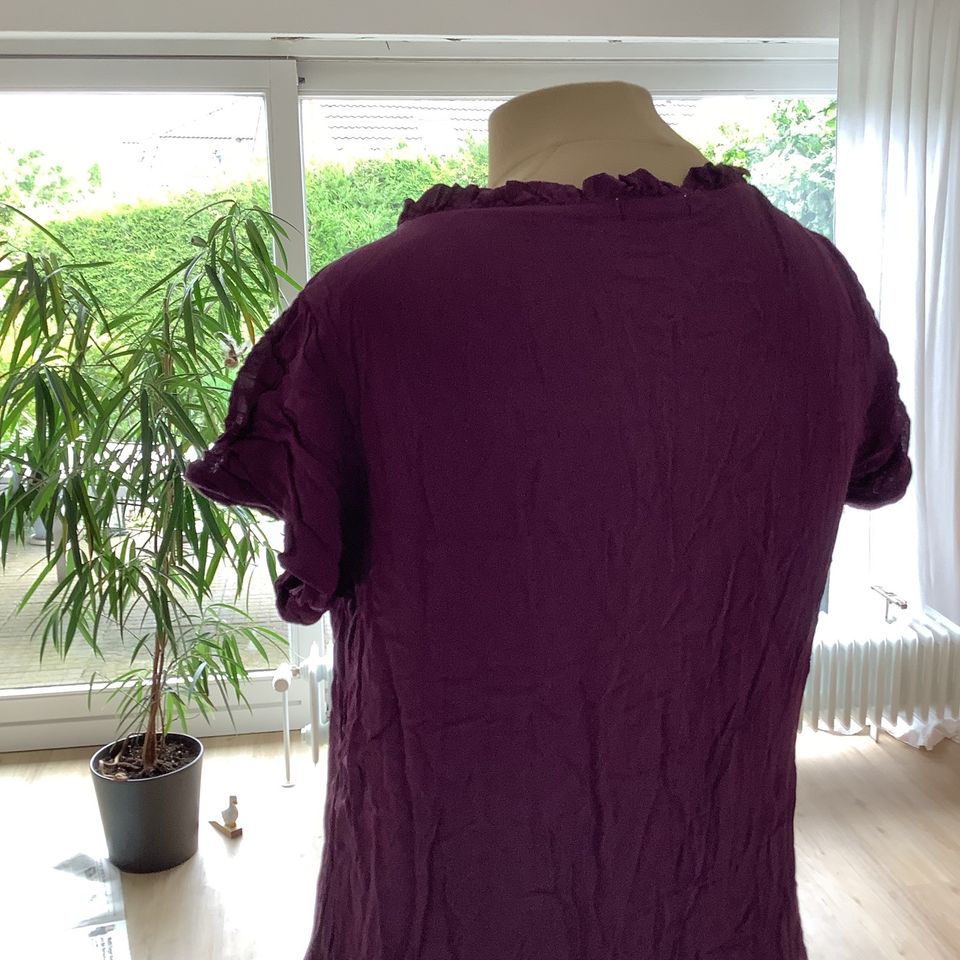 Süßes Shirt Bluse Jackpot angenehm in L XL in Altenholz