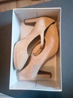 Wildleder-Pumps beige in Größe 40 Nordrhein-Westfalen - Oberhausen Vorschau
