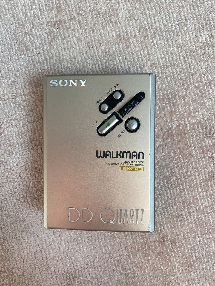 Sony Walkman DD Quartz Vollfunktionsföhig in Nürnberg (Mittelfr)