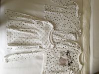 H&M HEMA Langarmshirts Shirts 134 140 Sterne Hund Kaninchen Baden-Württemberg - Schallstadt Vorschau