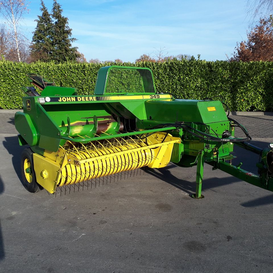 Suche Hochdruckpresse Presse Ballenpresse Welger,John Deere,Claas in Rheda-Wiedenbrück