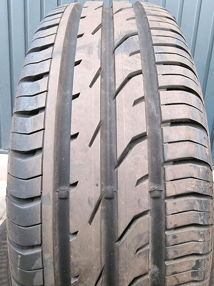 2x Sommerreifen 205/60R16 92H Continental 6mm in Detmold