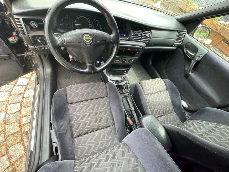 Opel Vectra B V6 2,5l in Meerane