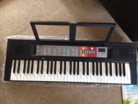 Yamaha PSR F50 Easy 1-2-3 Keyboard Niedersachsen - Pennigsehl Vorschau