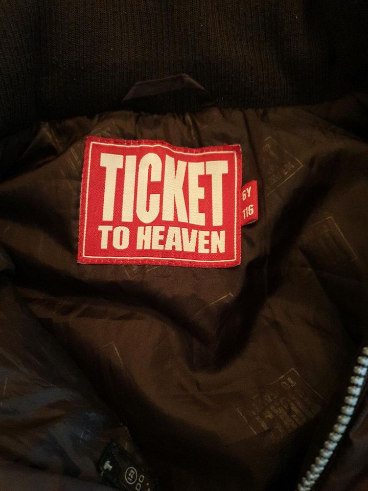 Ticket to Heaven T2H Winterjacke Weste Zara 116 Regenhose 86 in Halstenbek