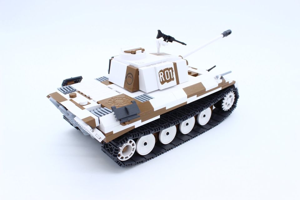 CObi 2511 Pz.Kpfw. V Panther Ausf. A WWII 490 Teile in Hohn