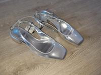 Schuhe Zara 39 Gr. SILBER NEU Niedersachsen - Papenburg Vorschau