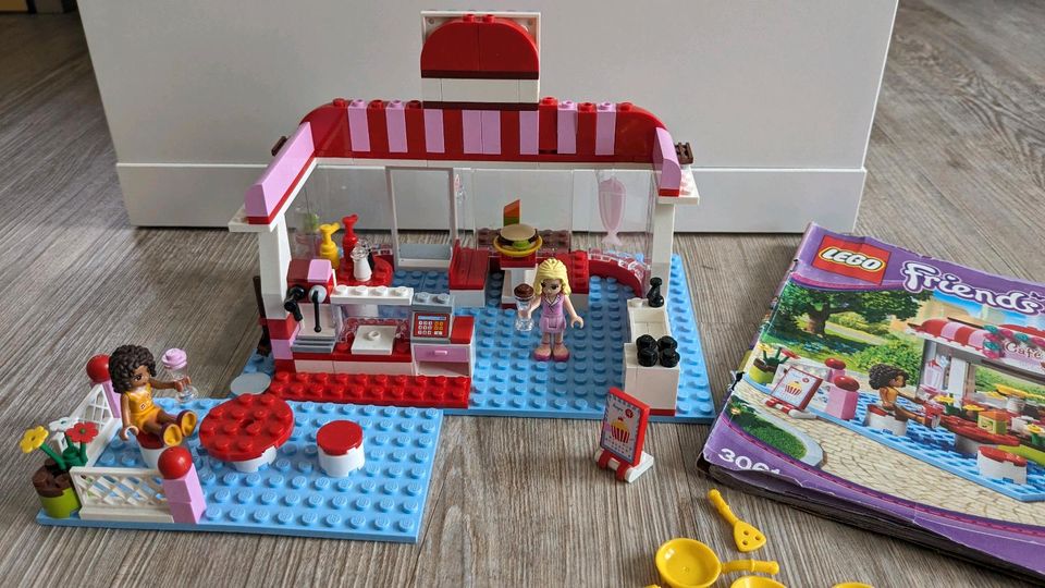 3061 LEGO Friends Café mit OVP in Weilerswist