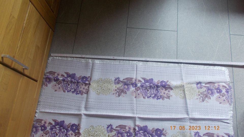 TISCHDECKE LILLA MIT BLUMEN ;BRAUN BEIGE KARRIERT EINZELNVERKAUF in Saarbrücken