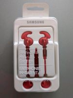 Samsung Earphones rot Original verpackt Berlin - Schöneberg Vorschau