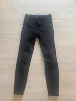 Schwarze Skinny Jeans Größe 28 nur zweimal getragen Hessen - Fulda Vorschau