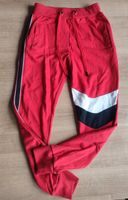 Sweat Hose Rot Sport Gr. M schmaler Schnitt Nordrhein-Westfalen - Bedburg-Hau Vorschau