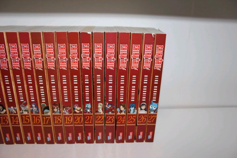 Fairy Tail Bänder 1-27 in Geist