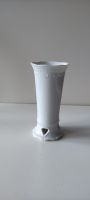 kleine weiße Vase Fine China (Porzellan) 70er Jahre Bonn - Graurheindorf Vorschau
